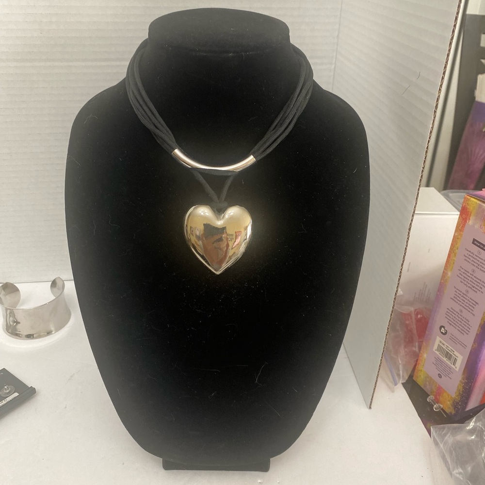 💍💎 SALE Duplaise Silver Heart Choker Necklace with Multi Black Cords